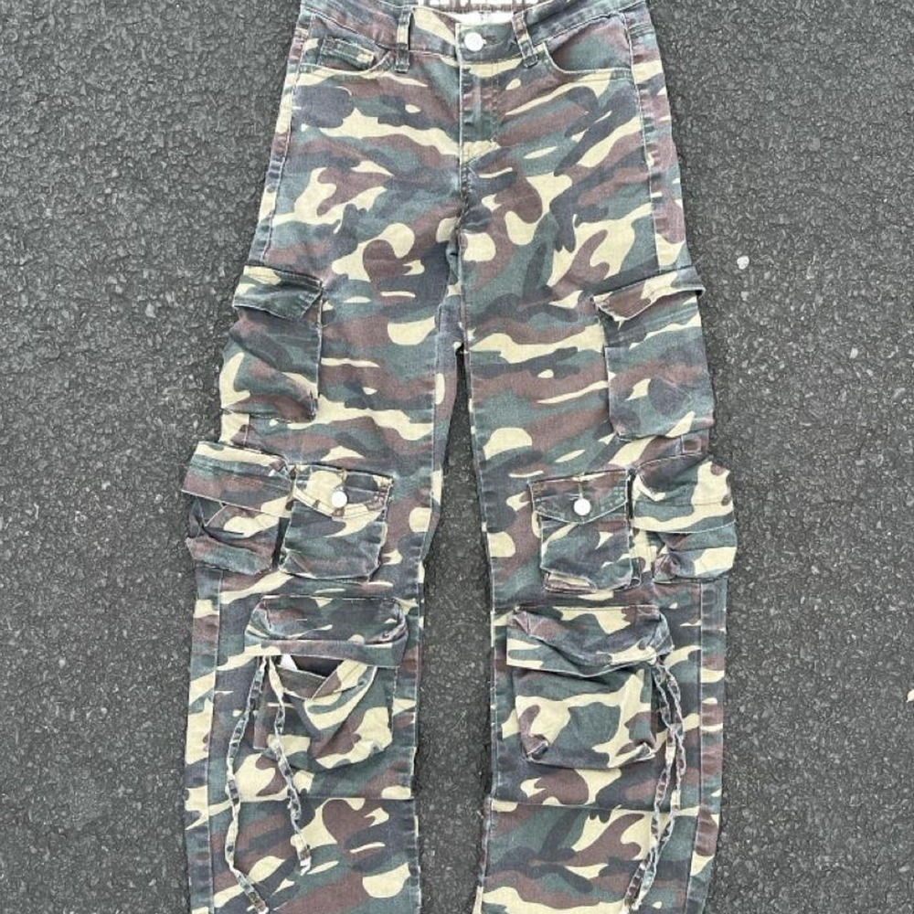 VIP Jeans Womens Camo Cargo Pants Baggy Grunge Y2K Multipocket Green Size 3 26
